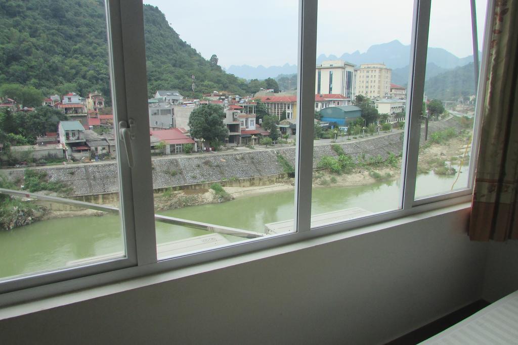 River Queen Guest House ハザン エクステリア 写真
